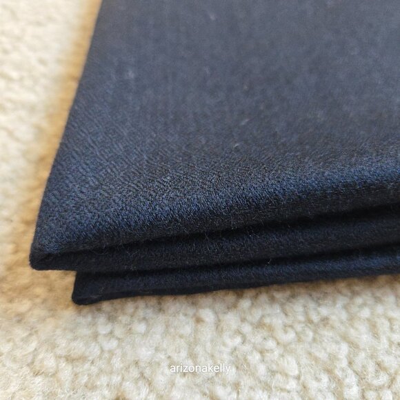 Lightweight Cashmere Woven Scarf BLACK Diamond Weave - Picture 13 of 13